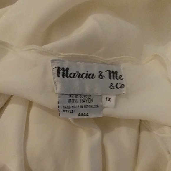 🐢Marcia & Me & Co - 3 piece jacket and skirt - Picture 6 of 7